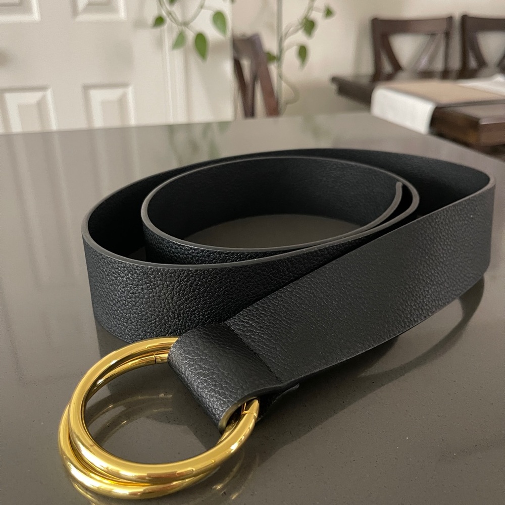 B LOW THE BELT BLACK unisex L/XL